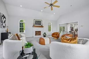 30 Clews St, Shrewsbury, MA 01545 - Photo 9