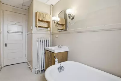 17 Winthrop St, Marlborough, MA 01752 - Photo 33