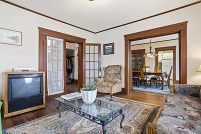 17 Winthrop St, Marlborough, MA 01752 - Photo 9