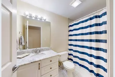 110 Coolidge Hill Rd #4, Watertown, MA 02472 - Photo 11
