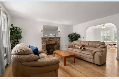 23 Winnifred Rd, Brockton, MA 02301 - Photo 5