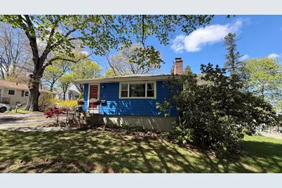 125 Sylvia St, Arlington, MA 02476 - Photo 3