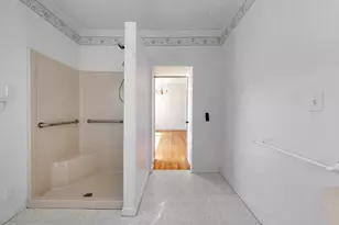 140 Mt Pleasant Ave, Gloucester, MA 01930 - Photo 15