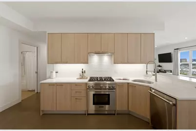 410 W Broadway #505, Boston, MA 02127 - Photo 17