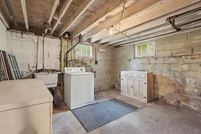60 Spaulding St, Amherst, MA 01002 - Photo 33