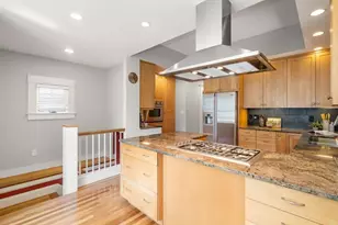 138 Thorndike St, Cambridge, MA 02141 - Photo 7