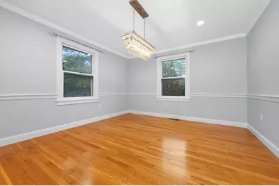2 Minuteman Ln, Wellesley, MA 02481 - Photo 9
