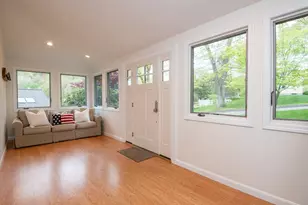 2 Parkwood Rd, Lynnfield, MA 01940 - Photo 3