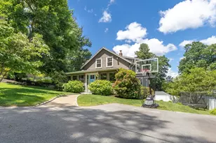 2 Parkwood Rd, Lynnfield, MA 01940 - Photo 35