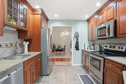 11 Royal Lake Dr #6, Braintree, MA 02184 - Photo 1
