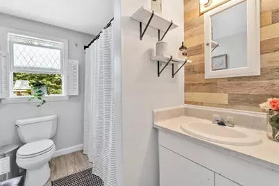 104 Highland St, Mashpee, MA 02649 - Photo 15