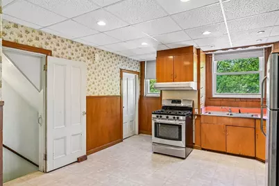 44 Warren Ave, Woburn, MA 01801 - Photo 9