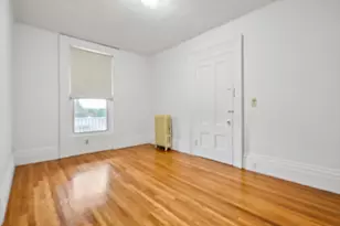 44 Warren Ave, Woburn, MA 01801 - Photo 15