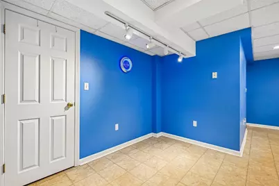 44 Warren Ave, Woburn, MA 01801 - Photo 31