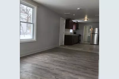 1808 Pleasant St #5, Fall River, MA 02723 - Photo 3