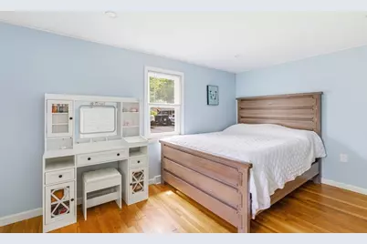 40 Rocky Gutter St, Middleborough, MA 02346 - Photo 13