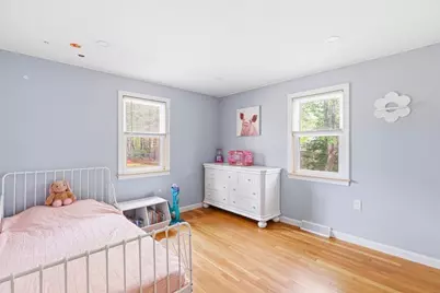 40 Rocky Gutter St, Middleborough, MA 02346 - Photo 5