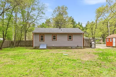 40 Rocky Gutter St, Middleborough, MA 02346 - Photo 29