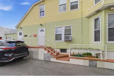 122 Perry St, Central Falls, RI 02863 - Photo 35