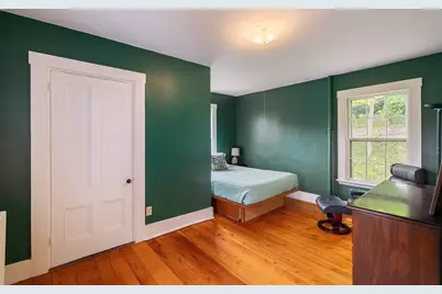 36 Maple Ave, Newton, MA 02458 - Photo 17