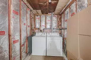 293 Jackson St, Methuen, MA 01844 - Photo 25