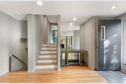 19 Selwyn Rd, Newton, MA 02461 - Photo 5