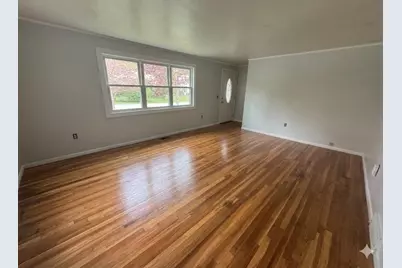 376 East St, Bridgewater, MA 02324 - Photo 9