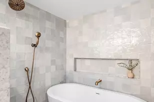 11 East St, Beverly, MA 01915 - Photo 23