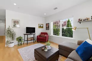 135 Willow Ave, Somerville, MA 02144 - Photo 23