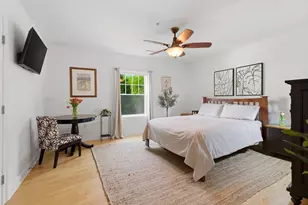 135 Willow Ave, Somerville, MA 02144 - Photo 5