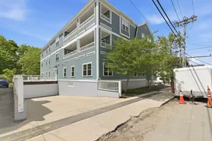 135 Willow Ave, Somerville, MA 02144 - Photo 37