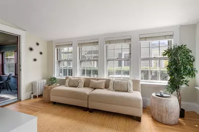 33 Longfellow Road, Melrose, MA 02176 - Photo 9