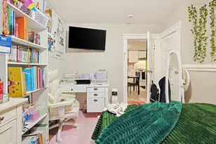 22 Hollywood St, Worcester, MA 01610 - Photo 15