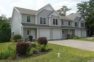 812 Franklin St, Worcester, MA 01604 - Photo 1