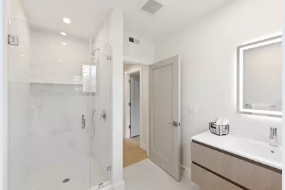 211 Tudor Street #3, Boston, MA 02127 - Photo 19