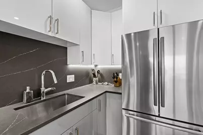 420 W Broadway #503, Boston, MA 02127 - Photo 5