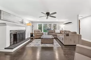 92 Norlen Park, Bridgewater, MA 02324 - Photo 9
