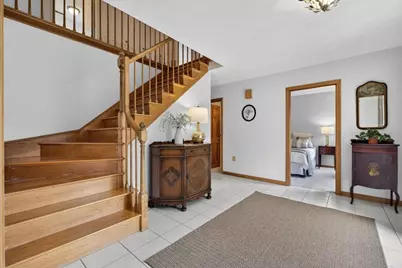 2 Stouffer Cir, Andover, MA 01810 - Photo 5