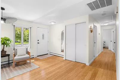 58 Sloane Dr, Framingham, MA 01701 - Photo 5