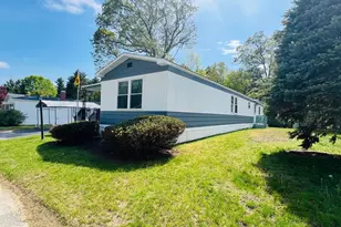 21 Sharon Cir, Merrimac, MA 01860 - Photo 3