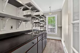 12 Crown St, Worcester, MA 01609 - Photo 15