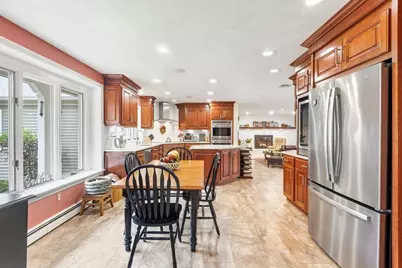 795 Maple St, Mansfield, MA 02048 - Photo 11