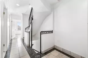 571 Somerville Ave, Somerville, MA 02143 - Photo 1