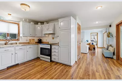 24 Holmes Ave, Kingston, MA 02364 - Photo 19