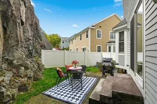 2B Gates Ln, Wakefield, MA 01880 - Photo 27