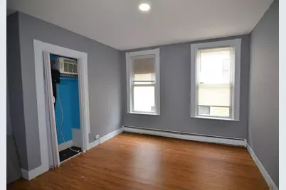 4 Pearl St #2, Somerville, MA 02145 - Photo 9