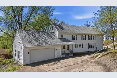 39 E Main St, Merrimac, MA 01860 - Photo 3