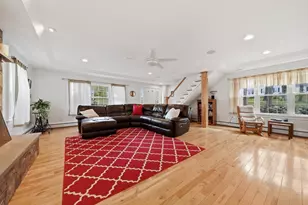 39 E Main St, Merrimac, MA 01860 - Photo 5