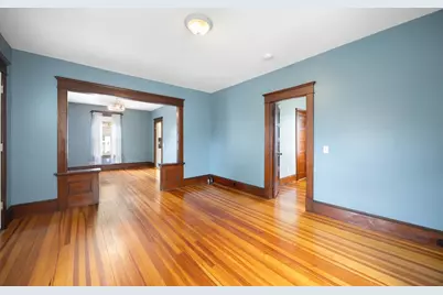 67 Columbus Ave, Holyoke, MA 01040 - Photo 3