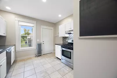 67 Columbus Ave, Holyoke, MA 01040 - Photo 9